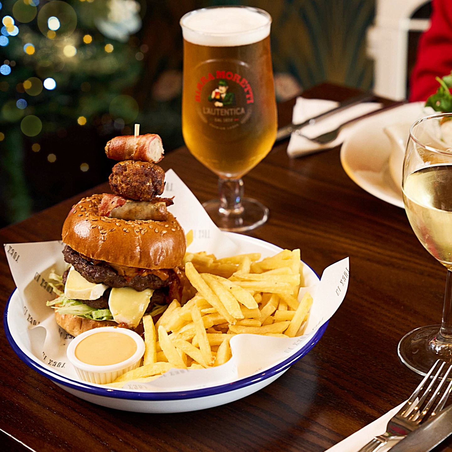 Festive Lunch & Dinner at The Raven in Ipswich